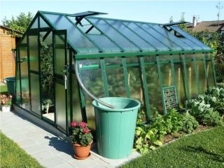 Teď je ten správný čas na výběr vašeho zahradního skleníku. O čerstvé a chutné zelenině si už nemusíte nechat jenom zdát....